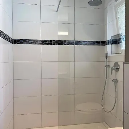 - Zum Hafen 公寓 *